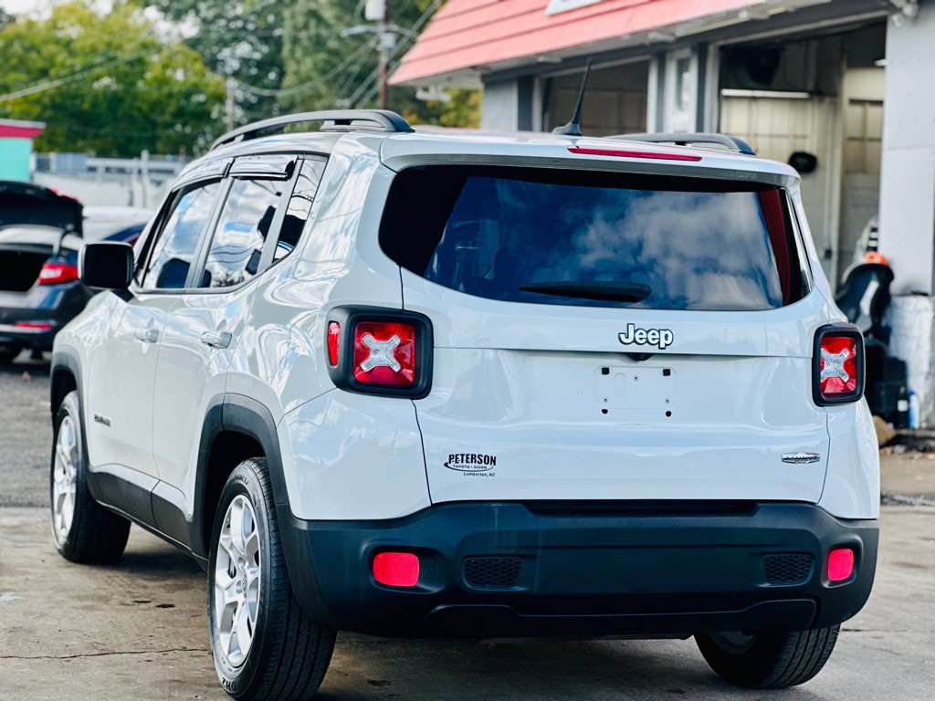 2015 Jeep Renegade Image 7