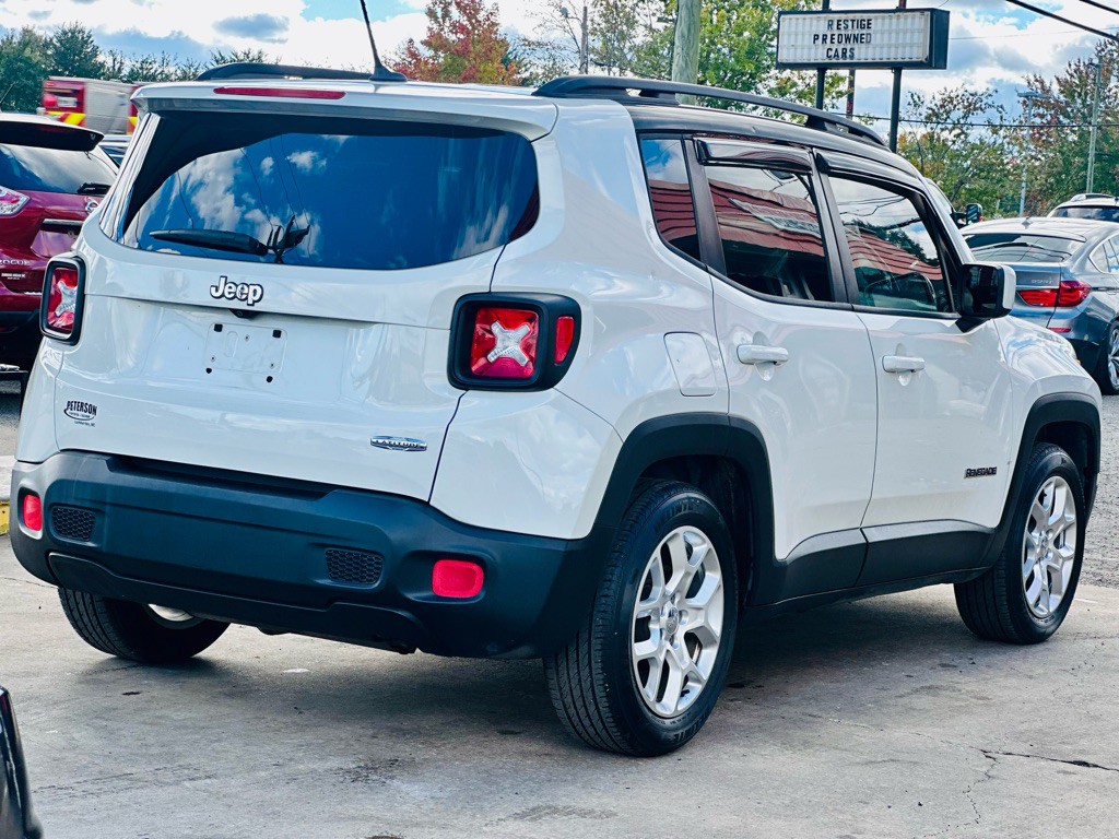 2015 Jeep Renegade Image 9