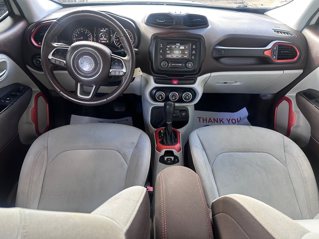 2015 Jeep Renegade Image 15