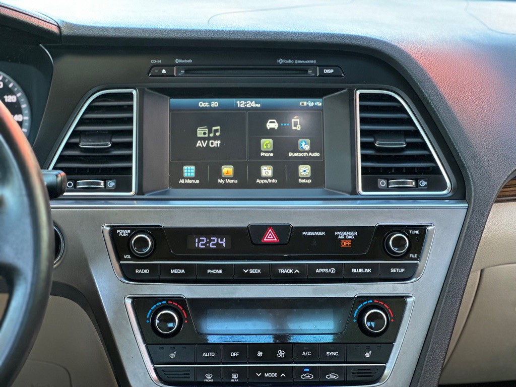 2016 Hyundai Sonata Image 9