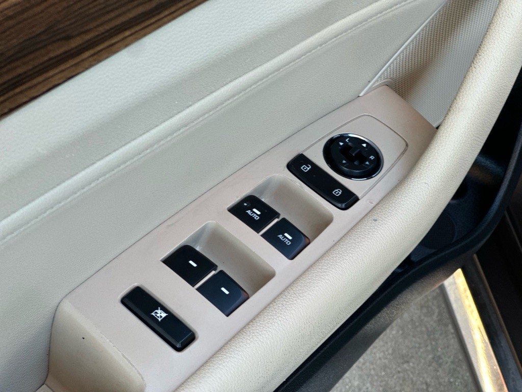 2016 Hyundai Sonata Image 14