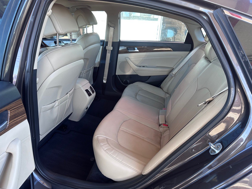 2016 Hyundai Sonata Image 17