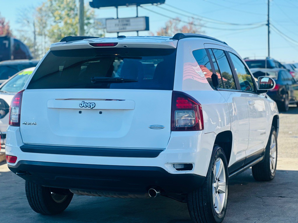 2017 Jeep Compass Image 6