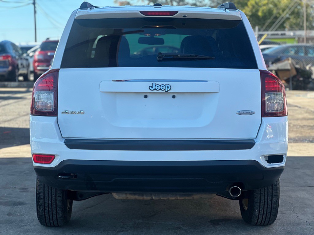 2017 Jeep Compass Image 7