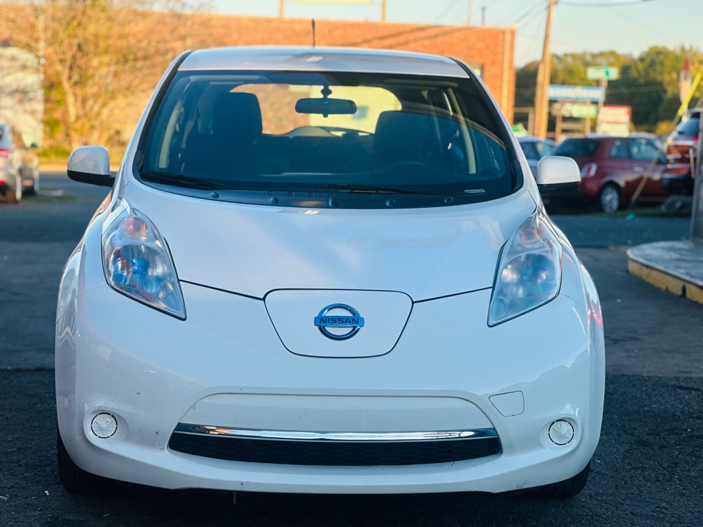 2013 Nissan Leaf Image 2
