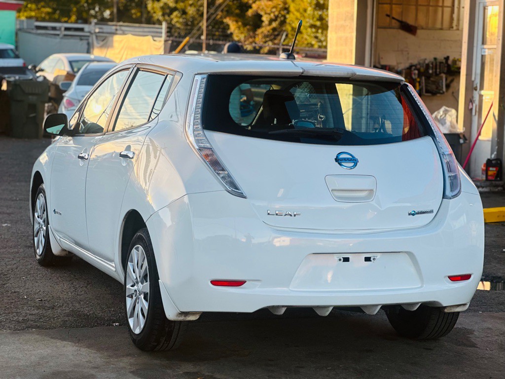 2013 Nissan Leaf Image 7