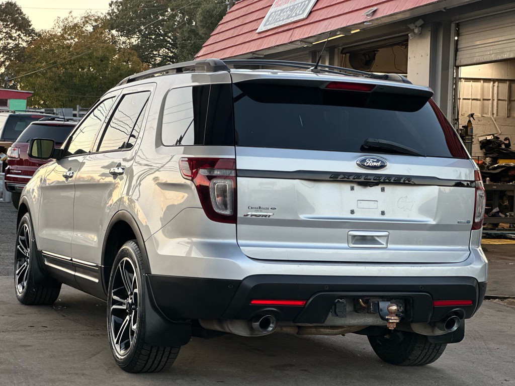 2013 Ford Explorer Image 7