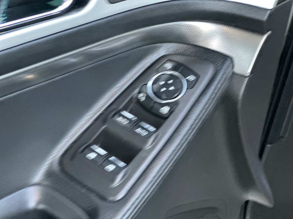 2013 Ford Explorer Image 11