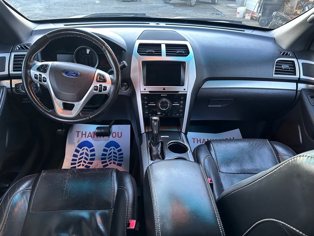 2013 Ford Explorer Image 13