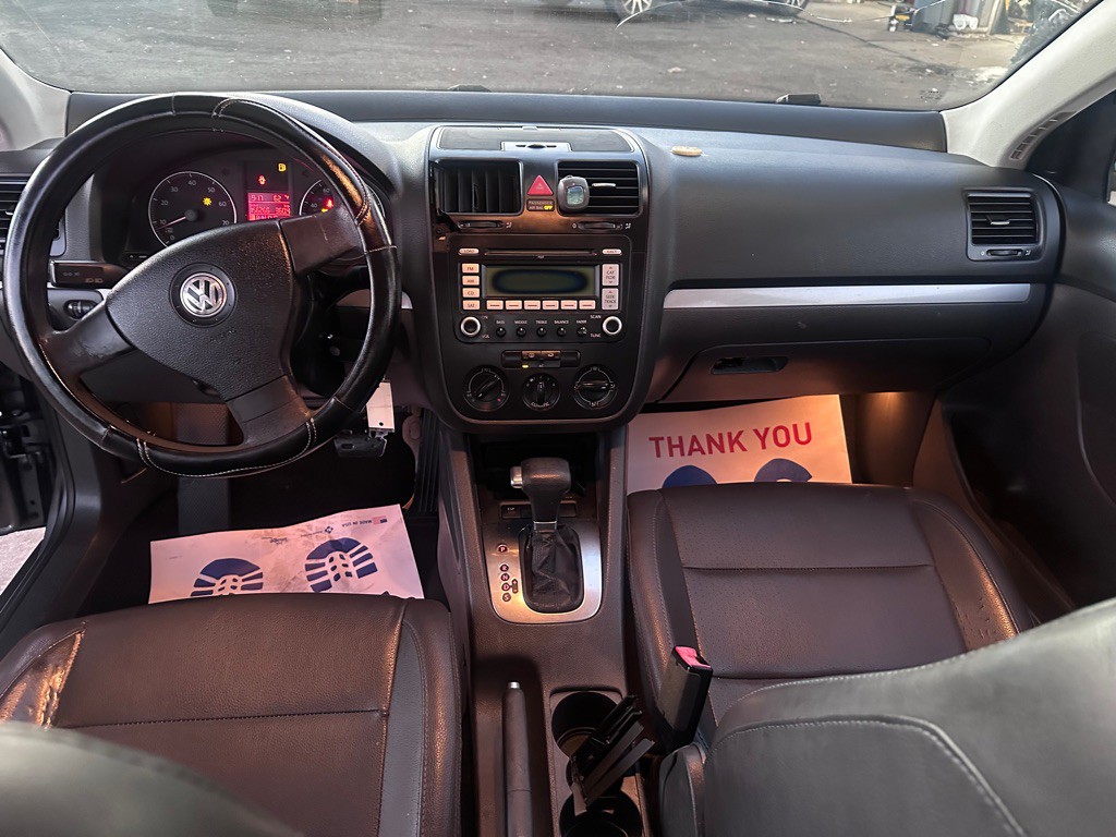 2007 Volkswagen Jetta Image 8