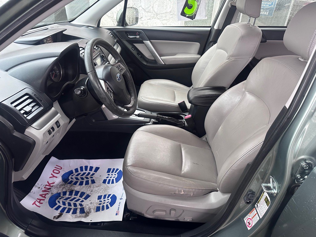 2015 Subaru Forester Image 11
