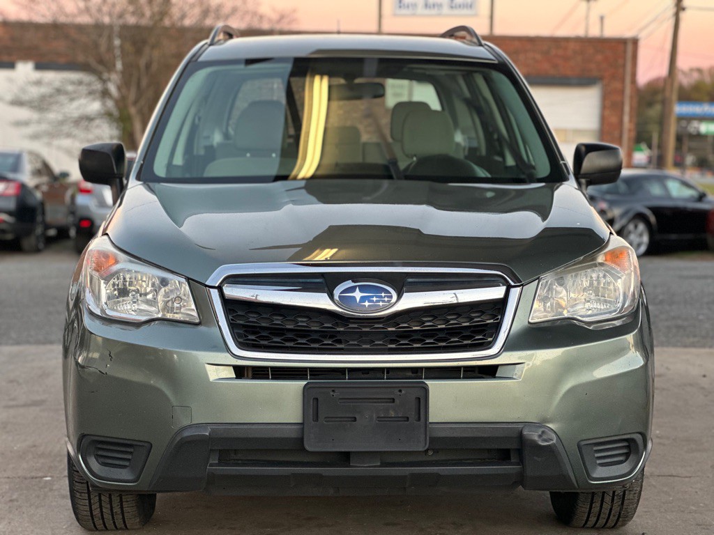 2015 Subaru Forester Image 2