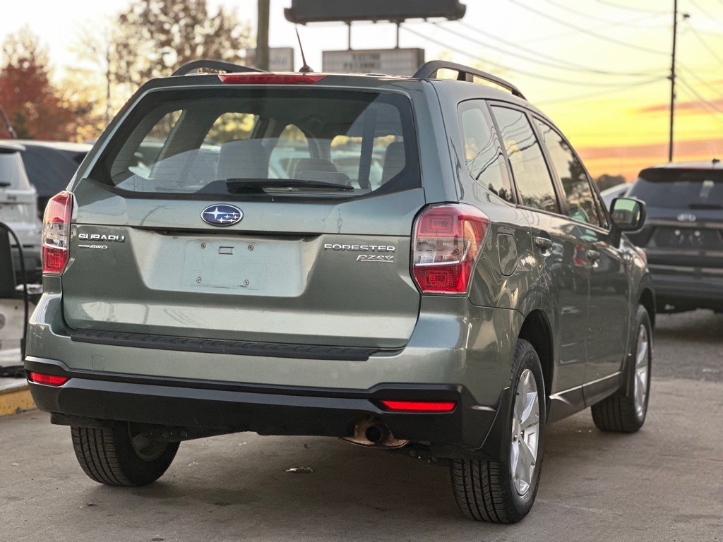 2015 Subaru Forester Image 6
