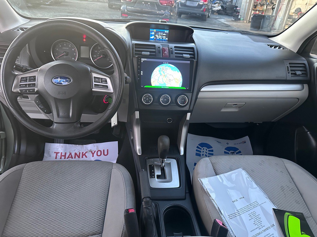 2015 Subaru Forester Image 9