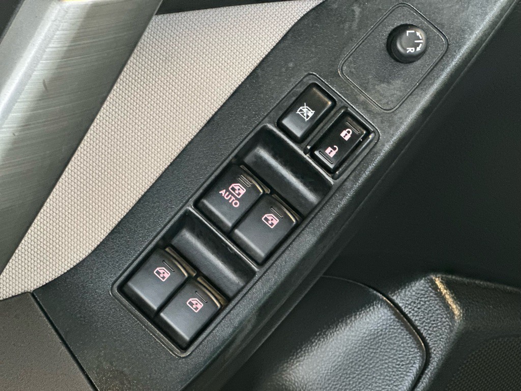 2015 Subaru Forester Image 11