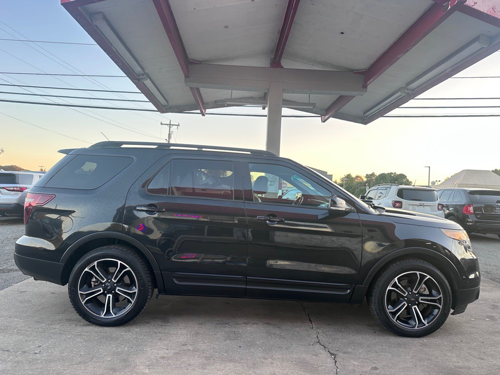 2015 Ford Explorer Image 5