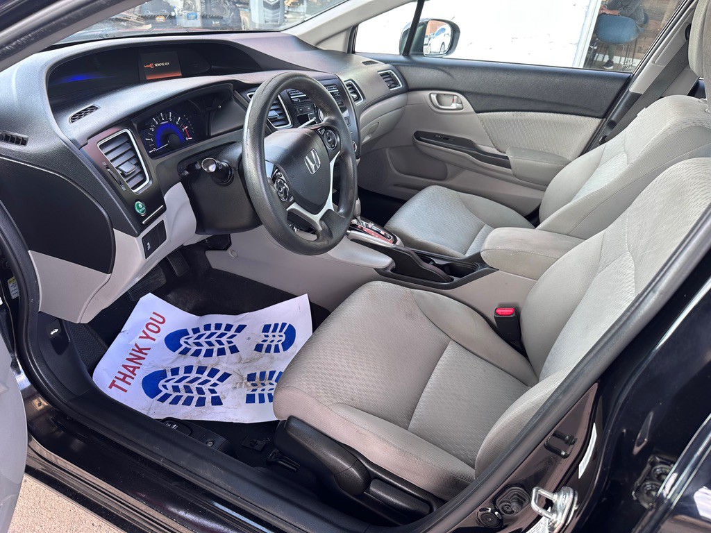 2015 Honda Civic Image 9