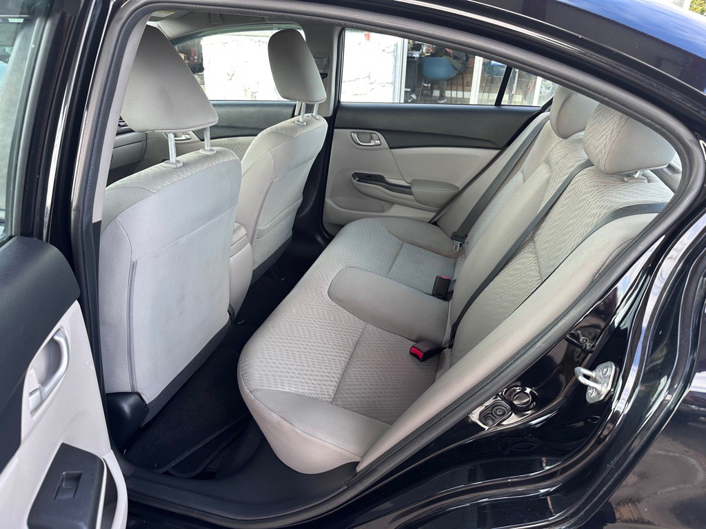 2015 Honda Civic Image 12