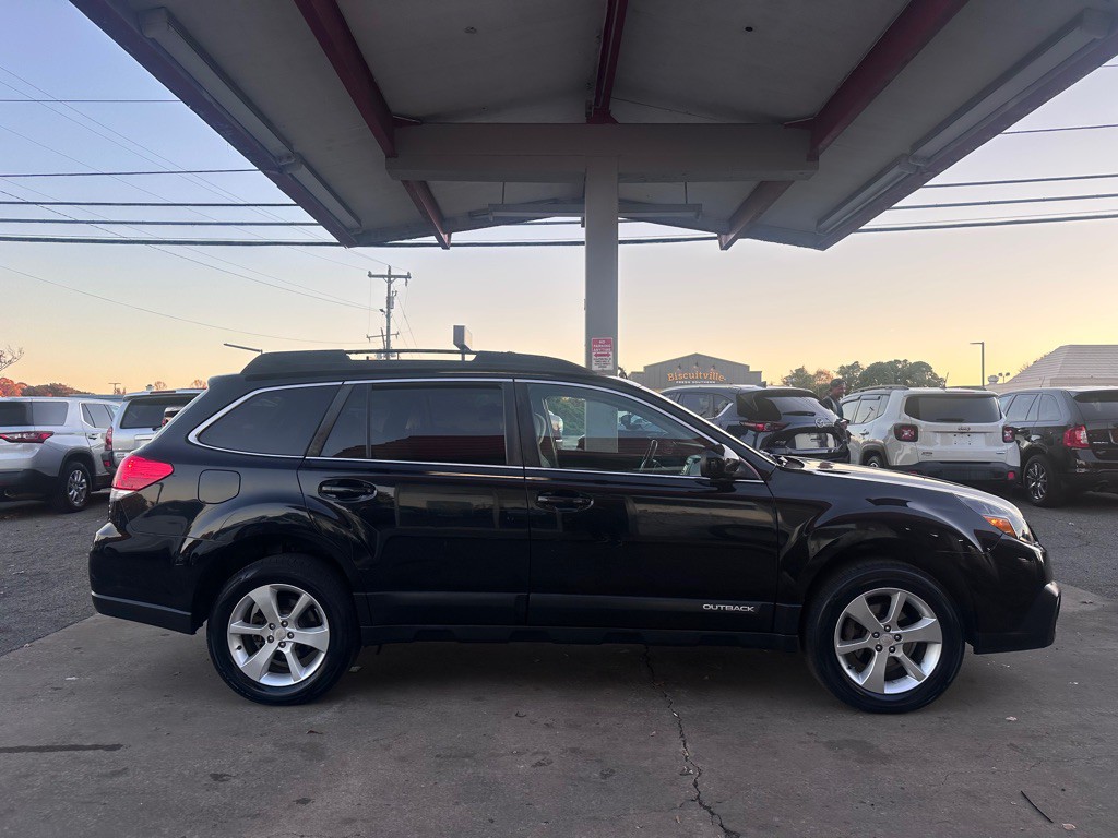 2013 Subaru Outback Image 5