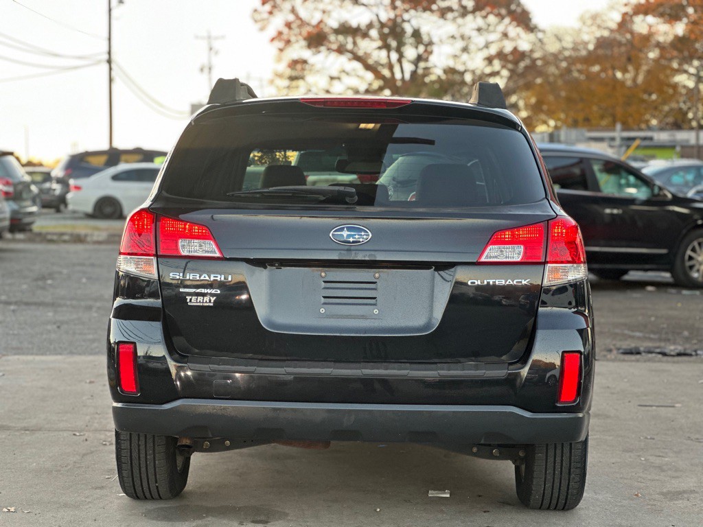 2013 Subaru Outback Image 7