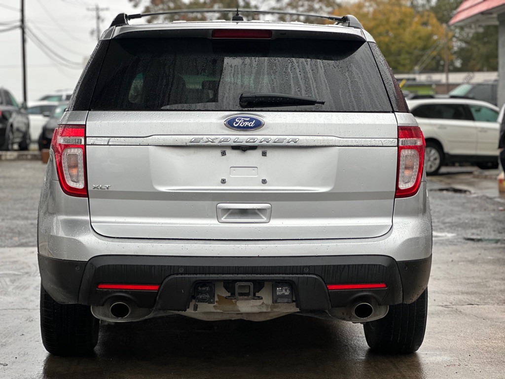 2011 Ford Explorer Image 6