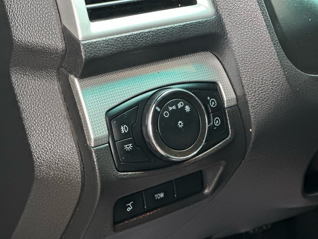 2011 Ford Explorer Image 12