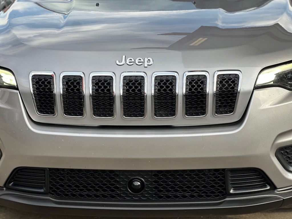 2021 Jeep Cherokee Image 5