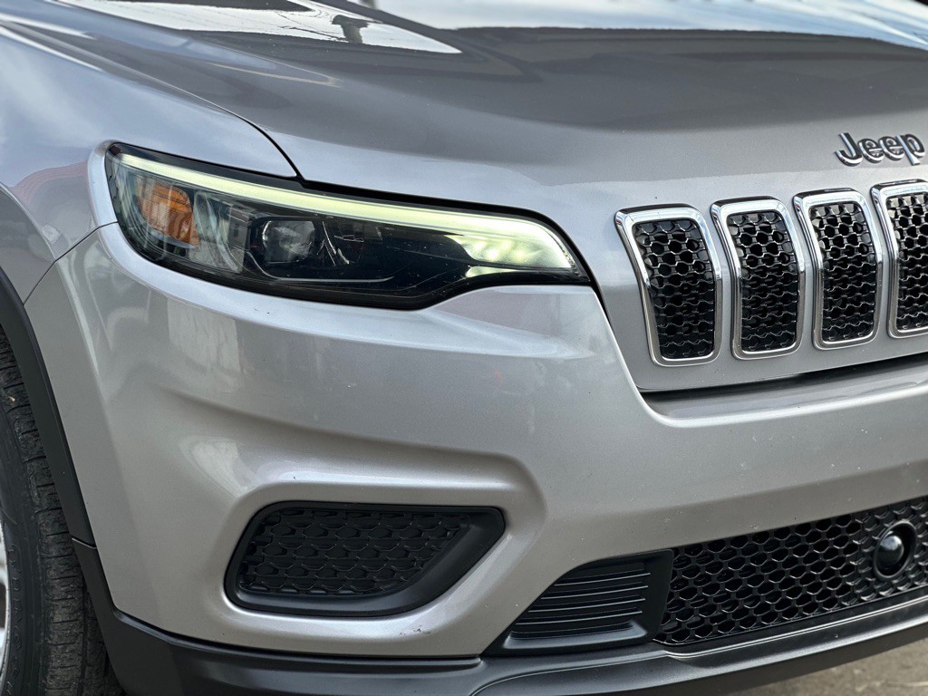 2021 Jeep Cherokee Image 6