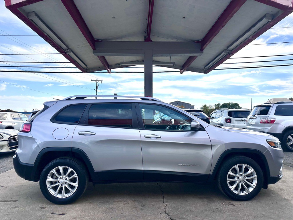 2021 Jeep Cherokee Image 8