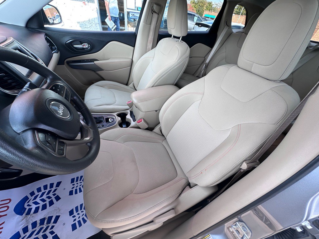 2021 Jeep Cherokee Image 21