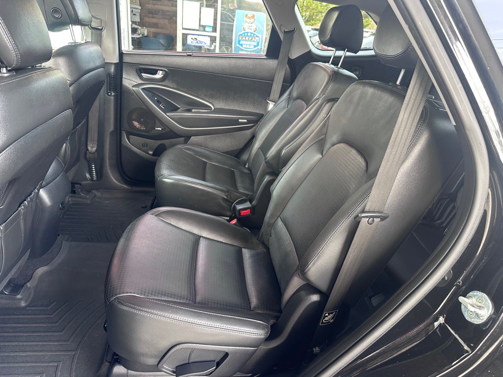 2014 Hyundai Santa Fe Image 20