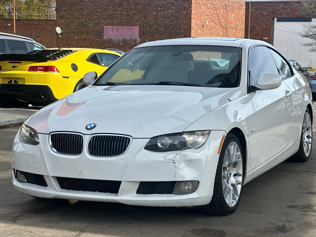 2010 BMW 3 Series Image 3