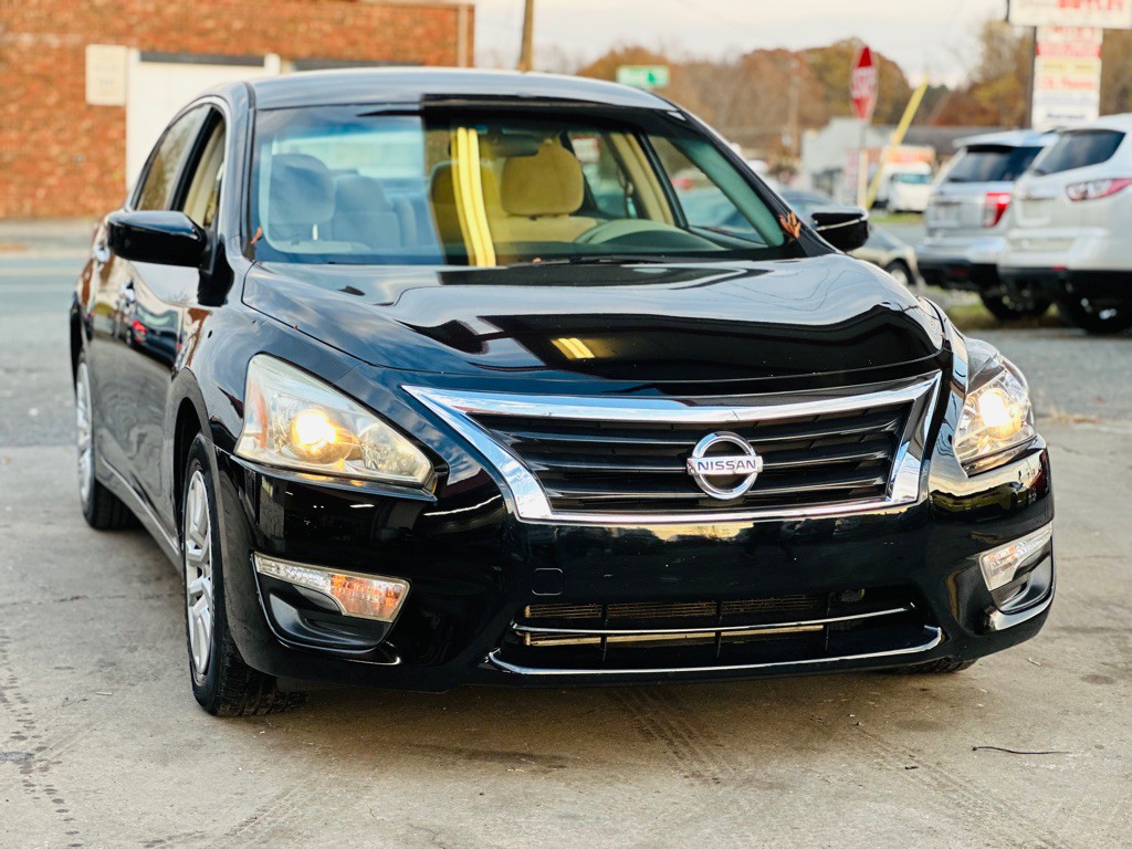 2013 Nissan Altima Image 4