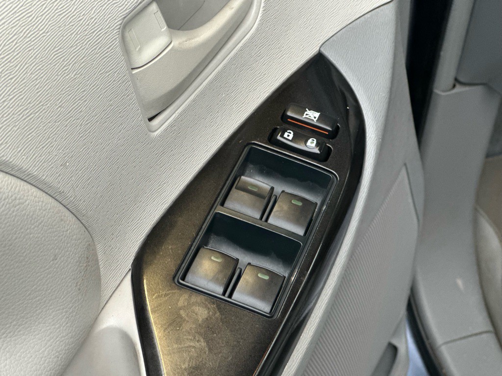 2014 Toyota Sienna Image 16