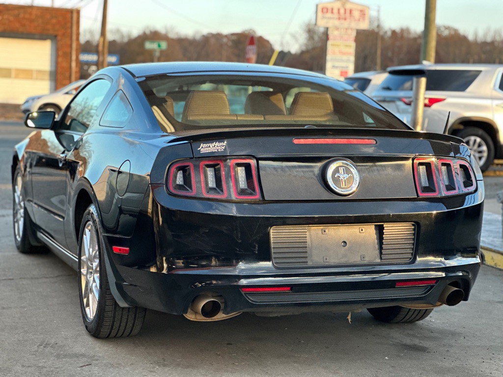 2014 Ford Mustang Image 8