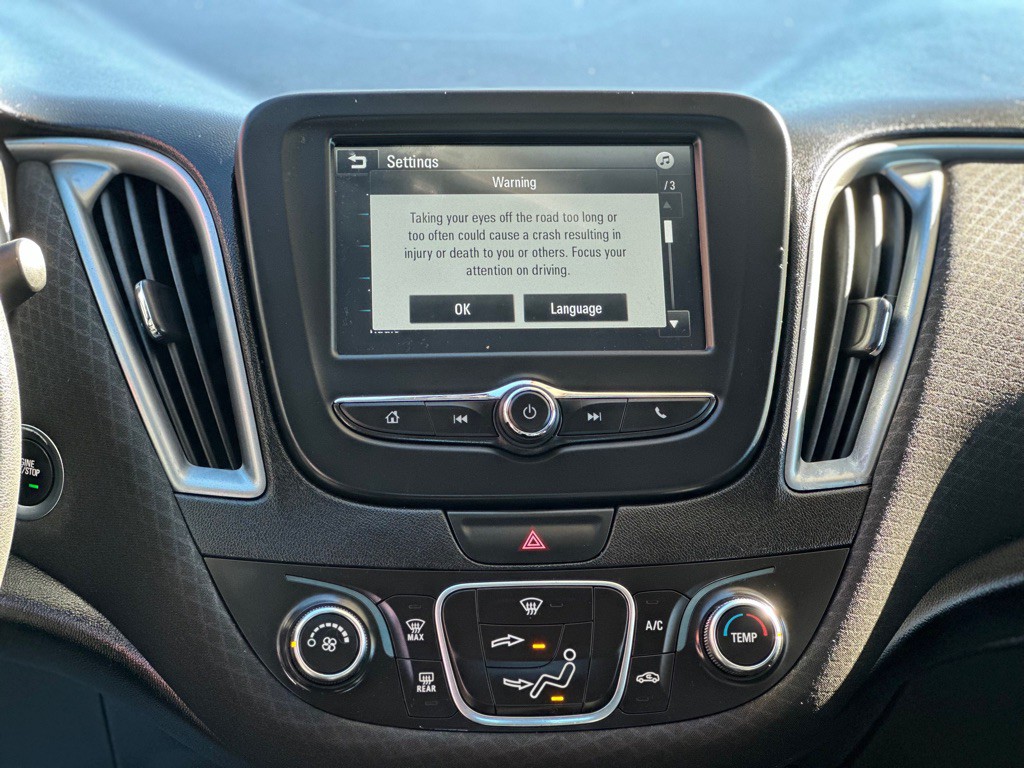 2018 Chevrolet Malibu Image 10