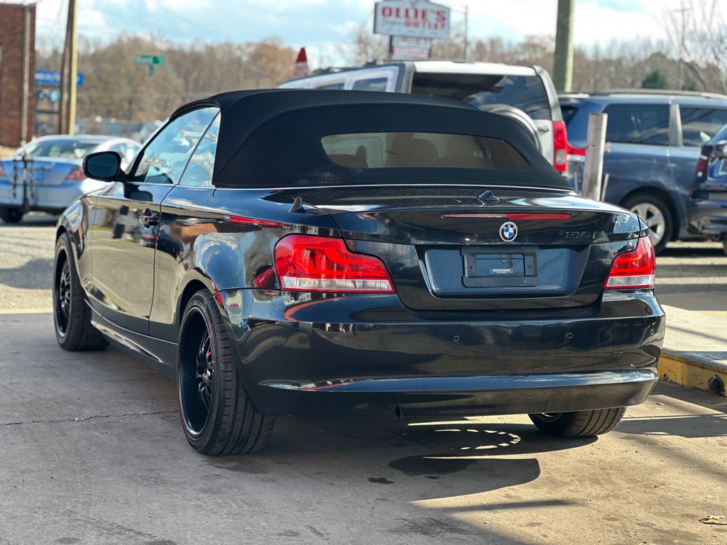 2012 BMW 1 Series Image 7