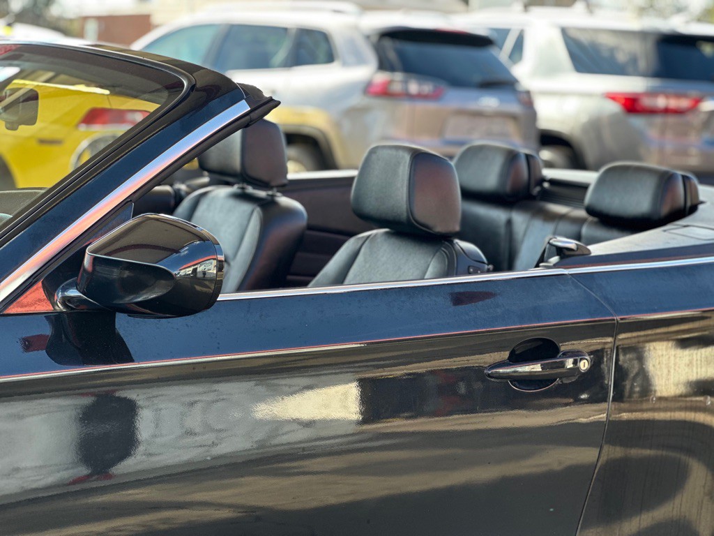 2012 BMW 1 Series Image 17