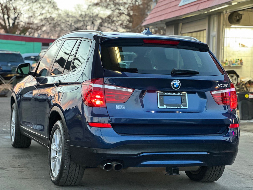 2017 BMW X3 Image 9