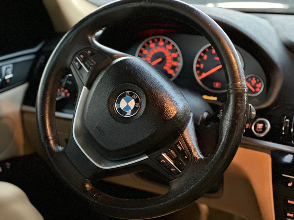 2017 BMW X3 Image 10