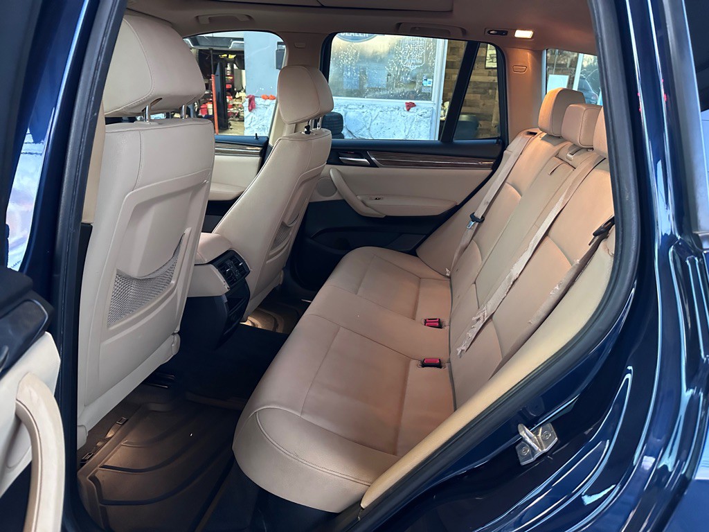 2017 BMW X3 Image 16