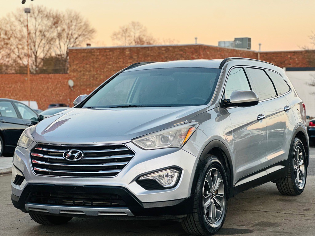 2016 Hyundai Santa Fe Image 3