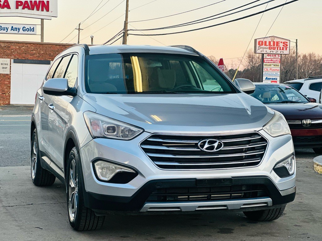 2016 Hyundai Santa Fe Image 4