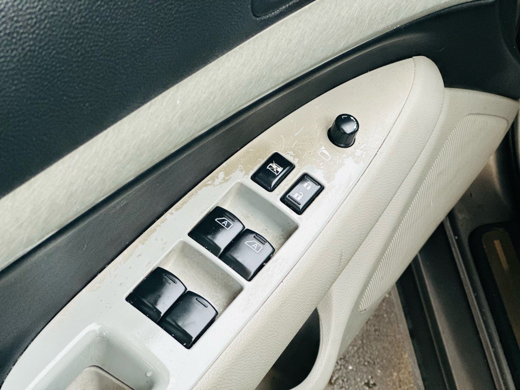 2007 INFINITI G35 Image 11