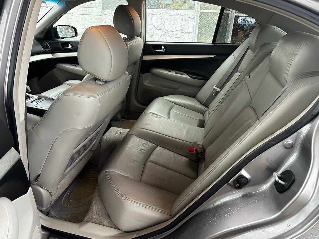 2007 INFINITI G35 Image 17