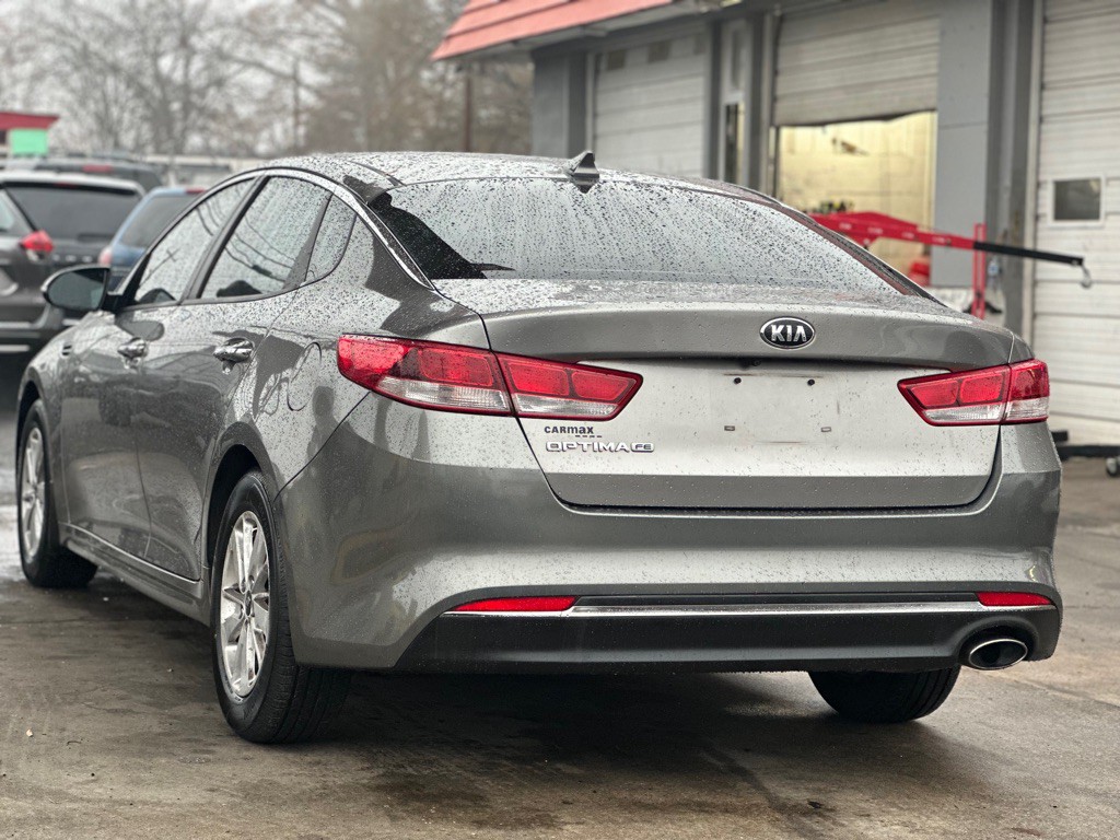 2016 Kia Optima Image 9