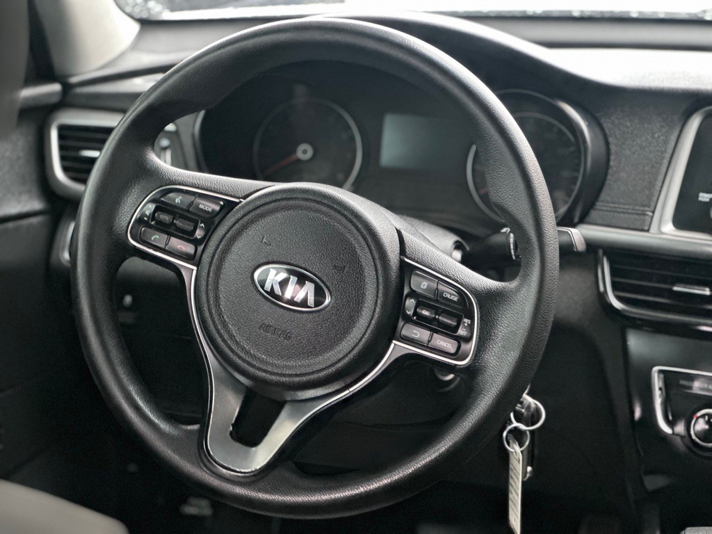 2016 Kia Optima Image 10