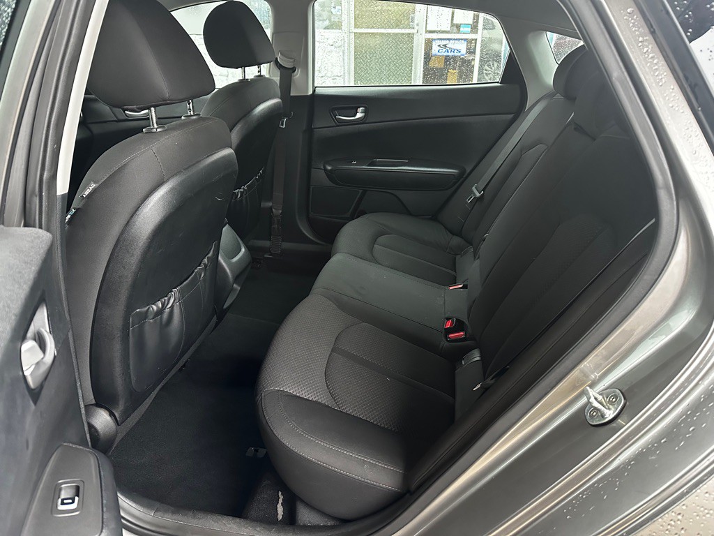 2016 Kia Optima Image 17