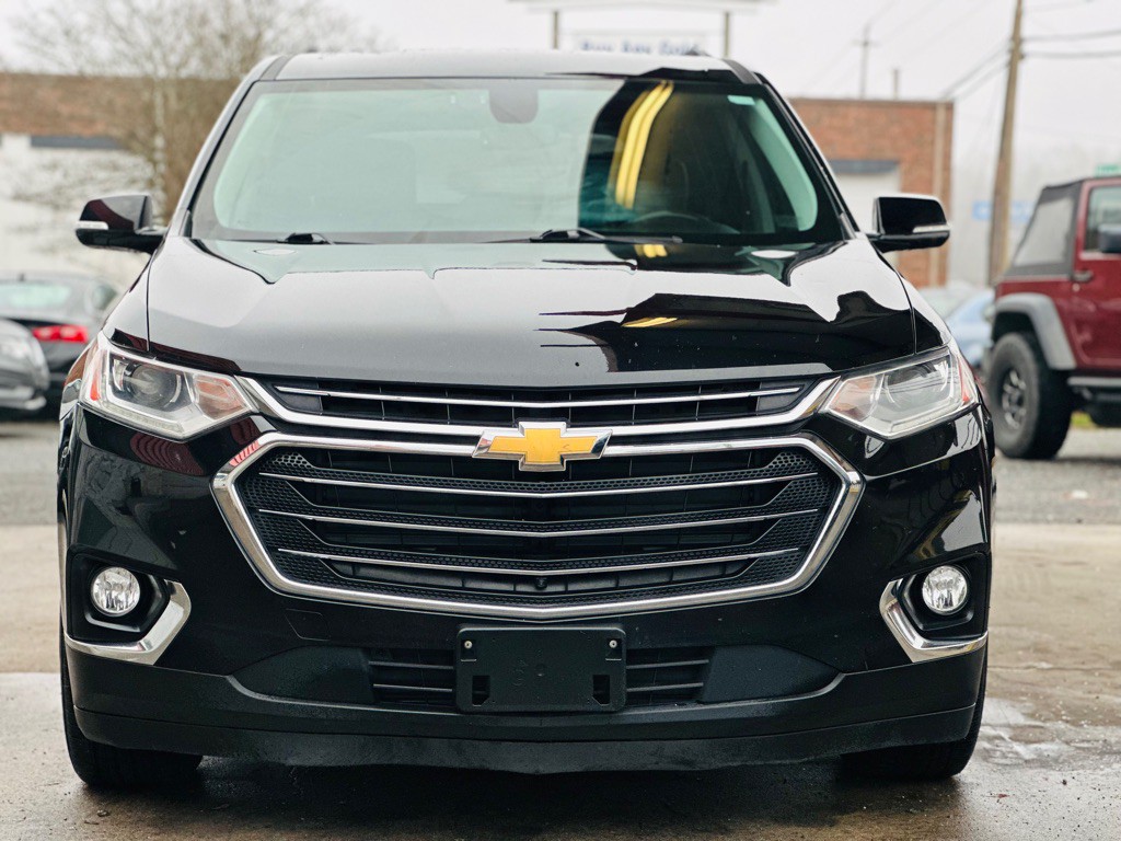 2019 Chevrolet Traverse Image 2