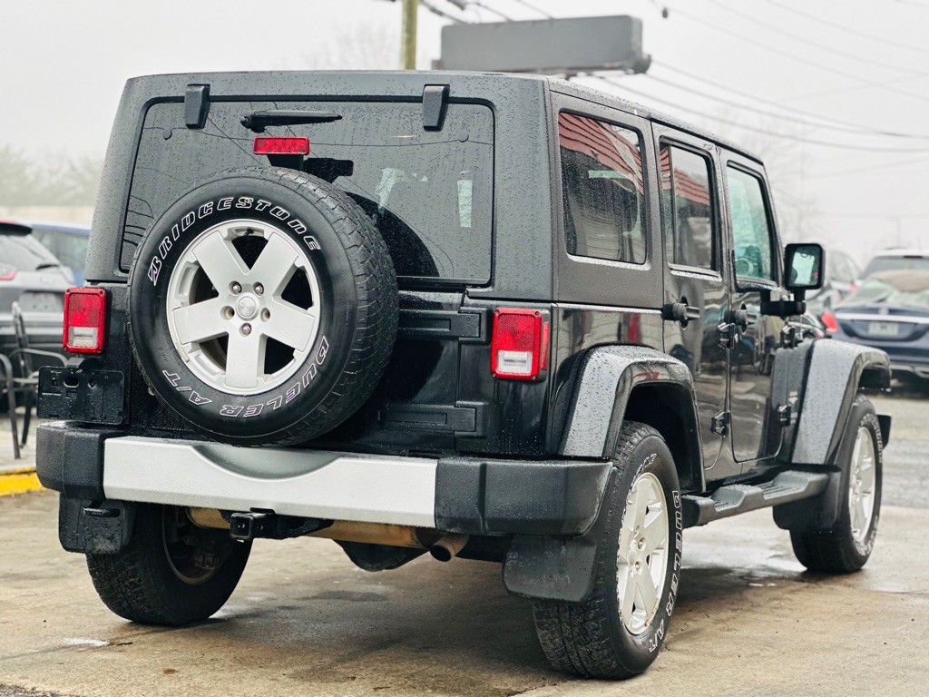 2012 Jeep Wrangler Unlimited Image 8